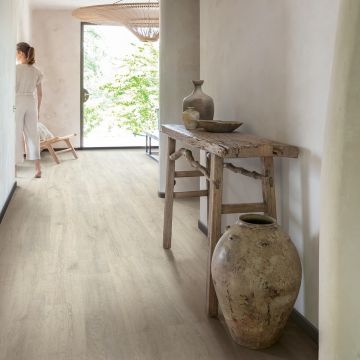 Panele podłogowe Quick Step Dąb regenerowany biały patynowany