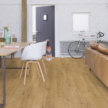 Panele podłogowe Quick Step Dąb spokojny naturalny IM1855 8 mm V-fuga