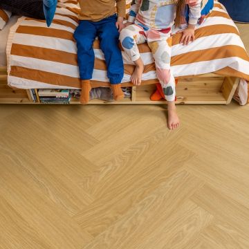 Panele winylowe Quick Step Dąb miodowy AVHBU40360 6 mm Jodełka
