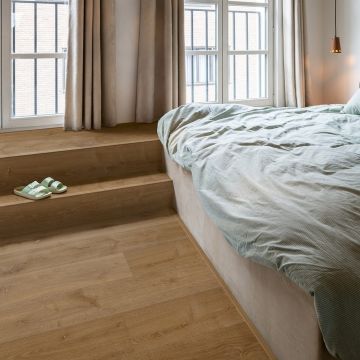 Panele winylowe Quick Step Elegancki dąb przydymiony AVMPU40317 6 mm V-fuga