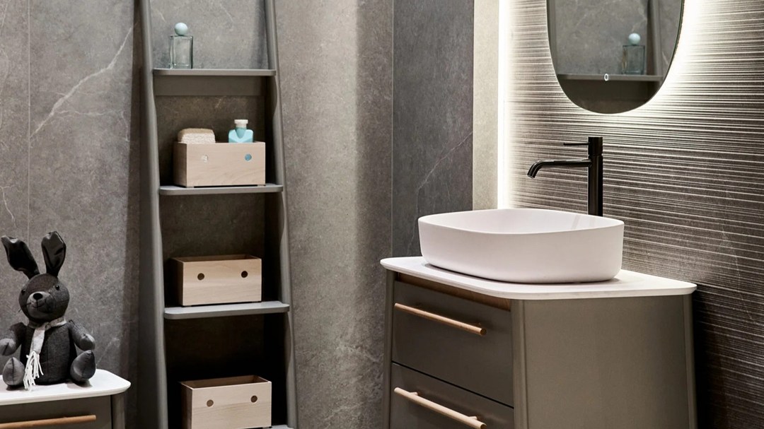 Nowoczesna łazienka w salonie Multi Design