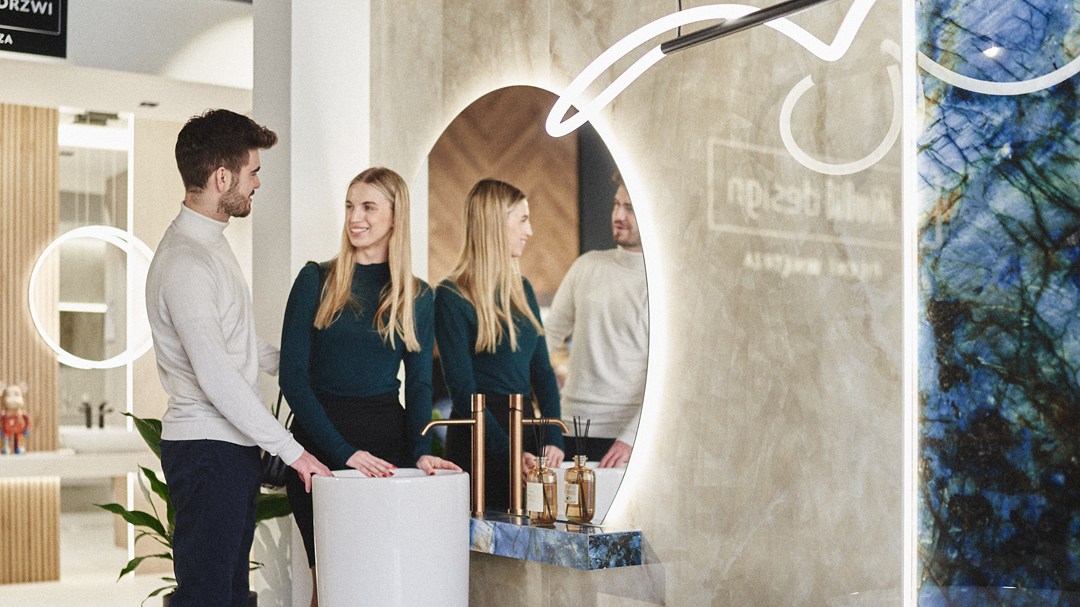 Nowoczesna łazienka w salonie Multi Design