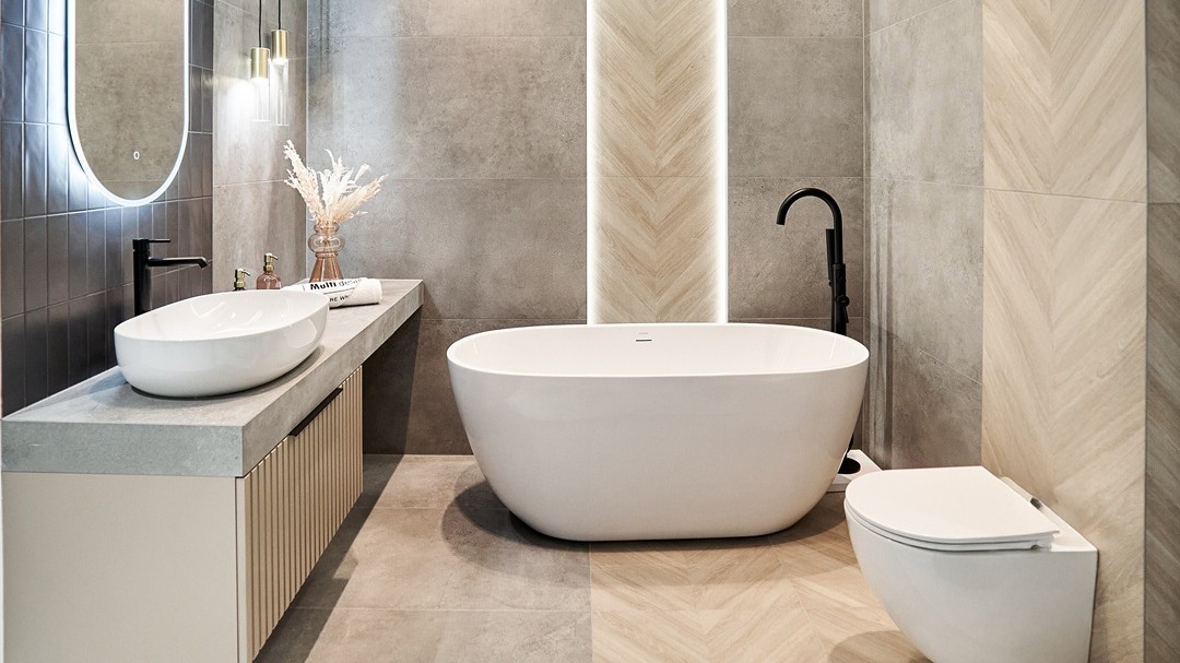 Nowoczesna łazienka w salonie Multi Design